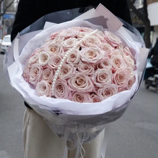 80枝 玫瑰花束